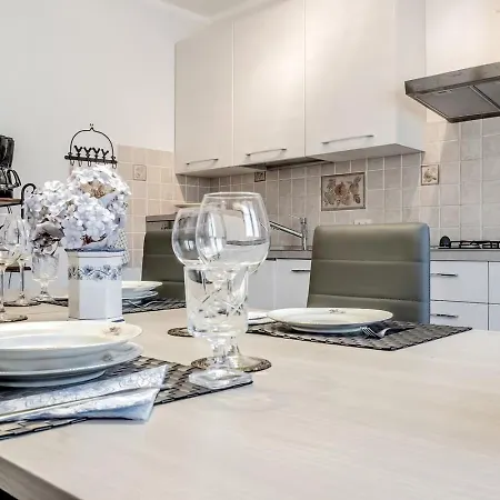 Apartment Emmanuele *